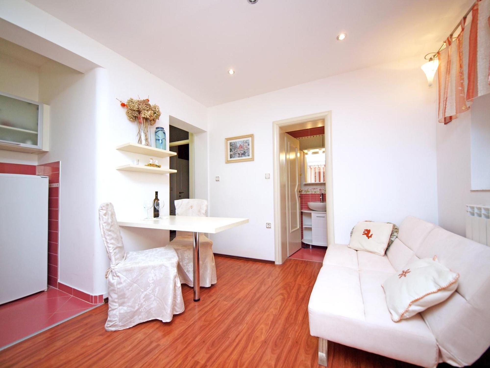 Apartments Keran - By Suites Living Водице Екстериор снимка